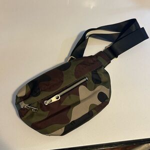 Camo Cross Body / Fanny Pack